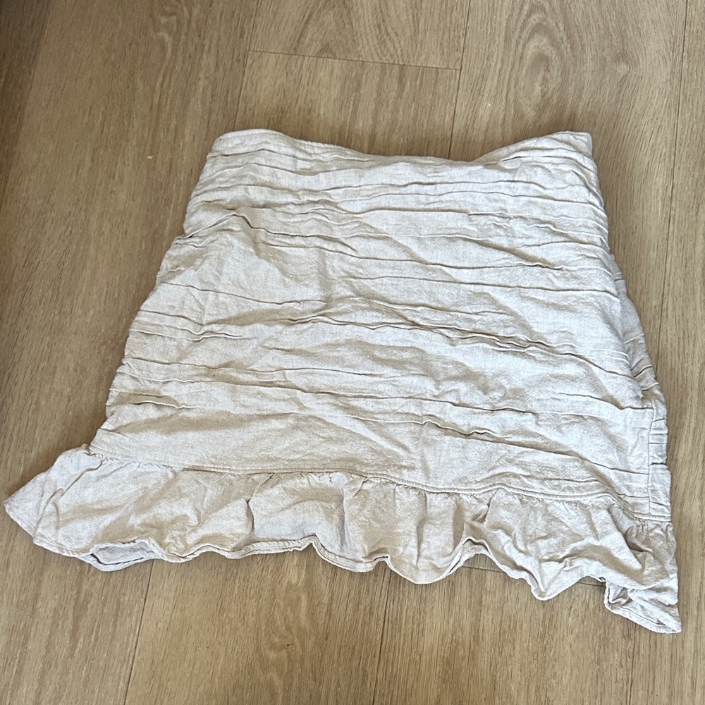 Abercrombie & Fitch Cream Mini Skirt